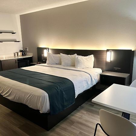 Studio 6 Suites Louisville Ky Airport/Expo Center Exteriör bild