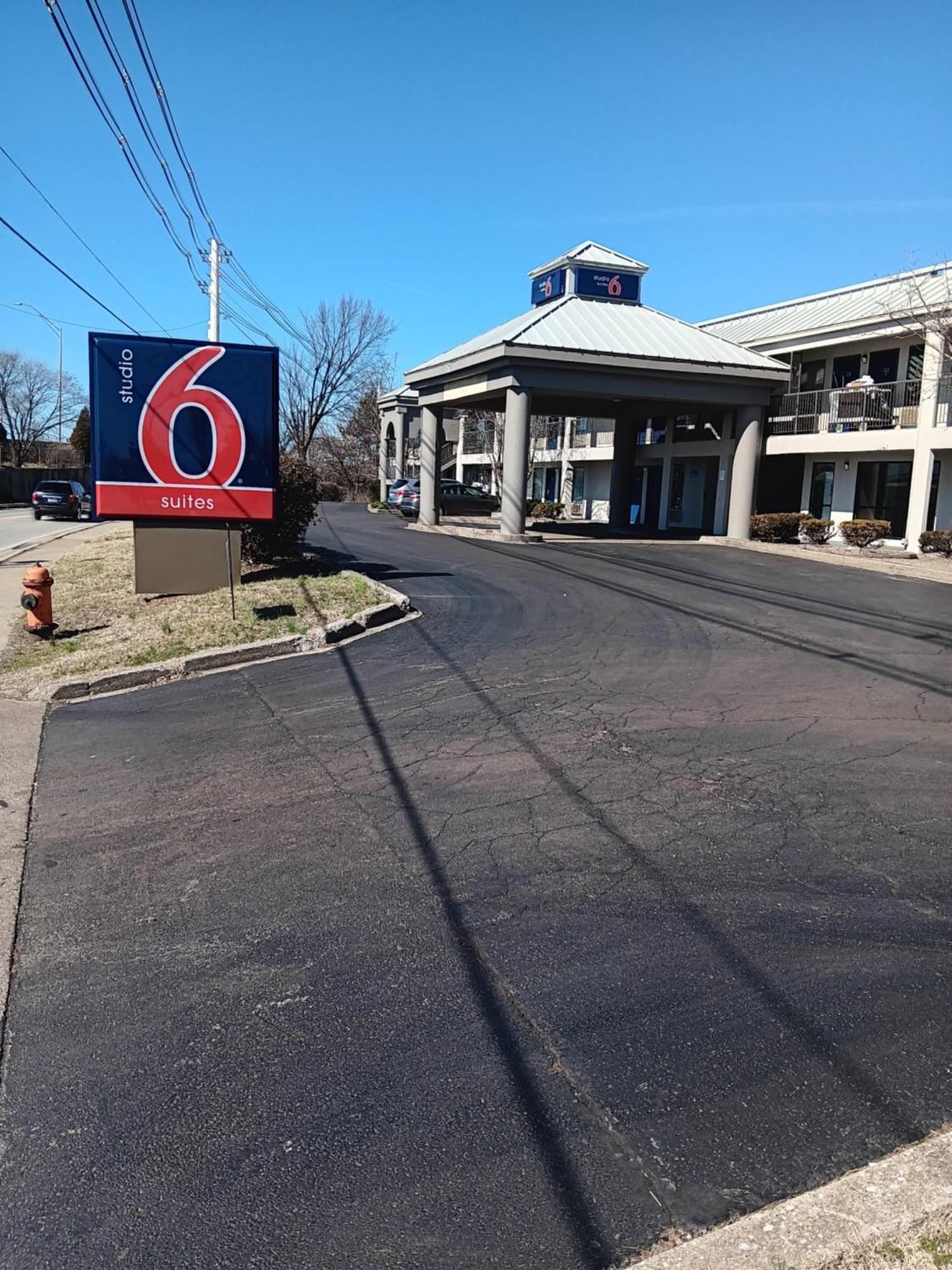 Studio 6 Suites Louisville Ky Airport/Expo Center Exteriör bild