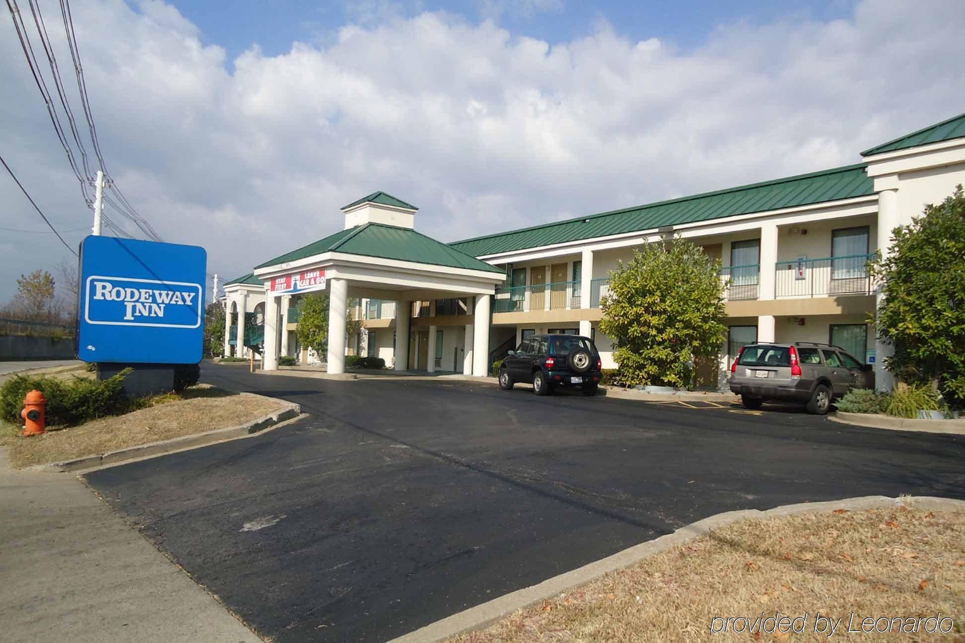 Studio 6 Suites Louisville Ky Airport/Expo Center Exteriör bild